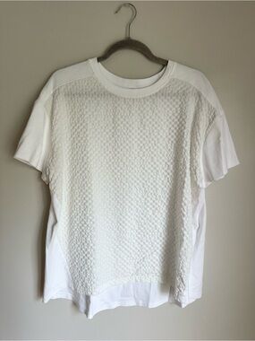 JOH Apparel Women’s Cream & White Textured Short Sleeve Blouse Top Size Small
